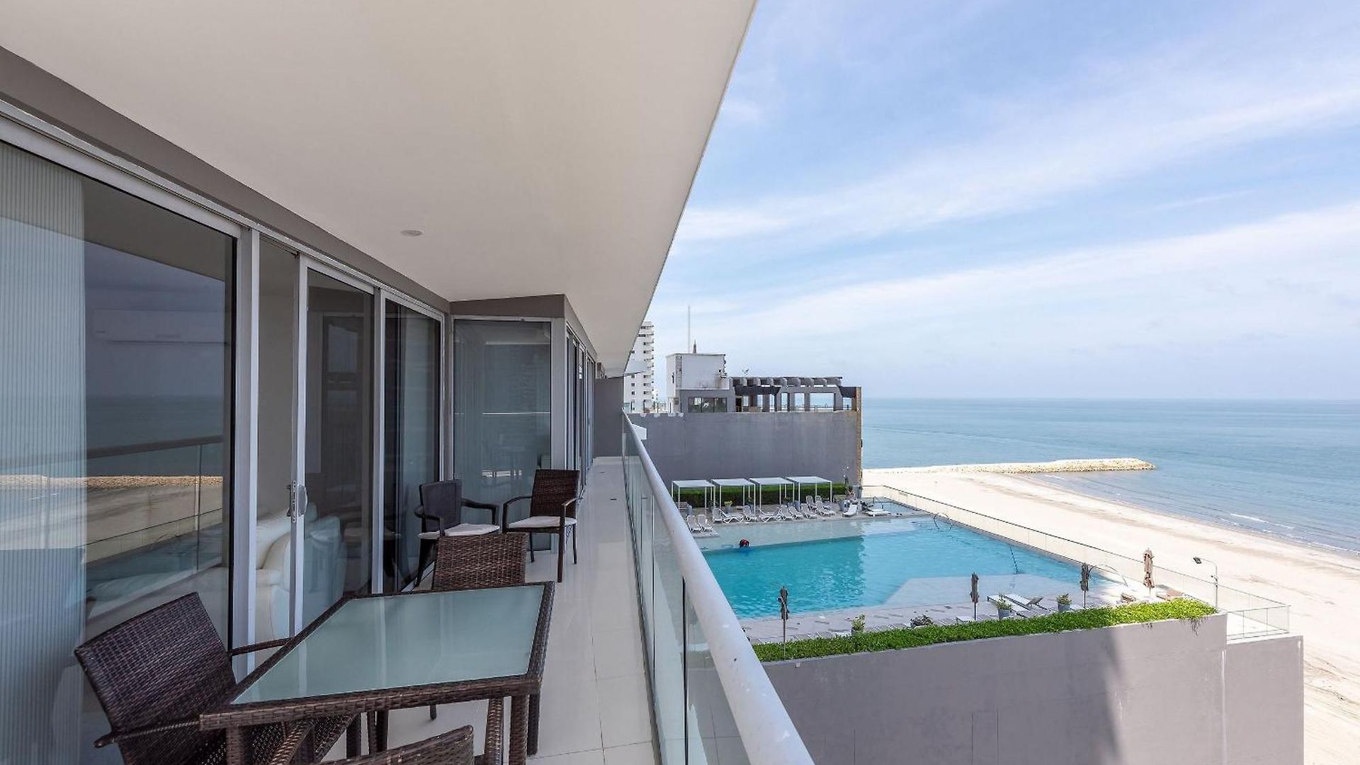 Apartamento Hermoso Apto Frente Al Mar - Morros 801 *